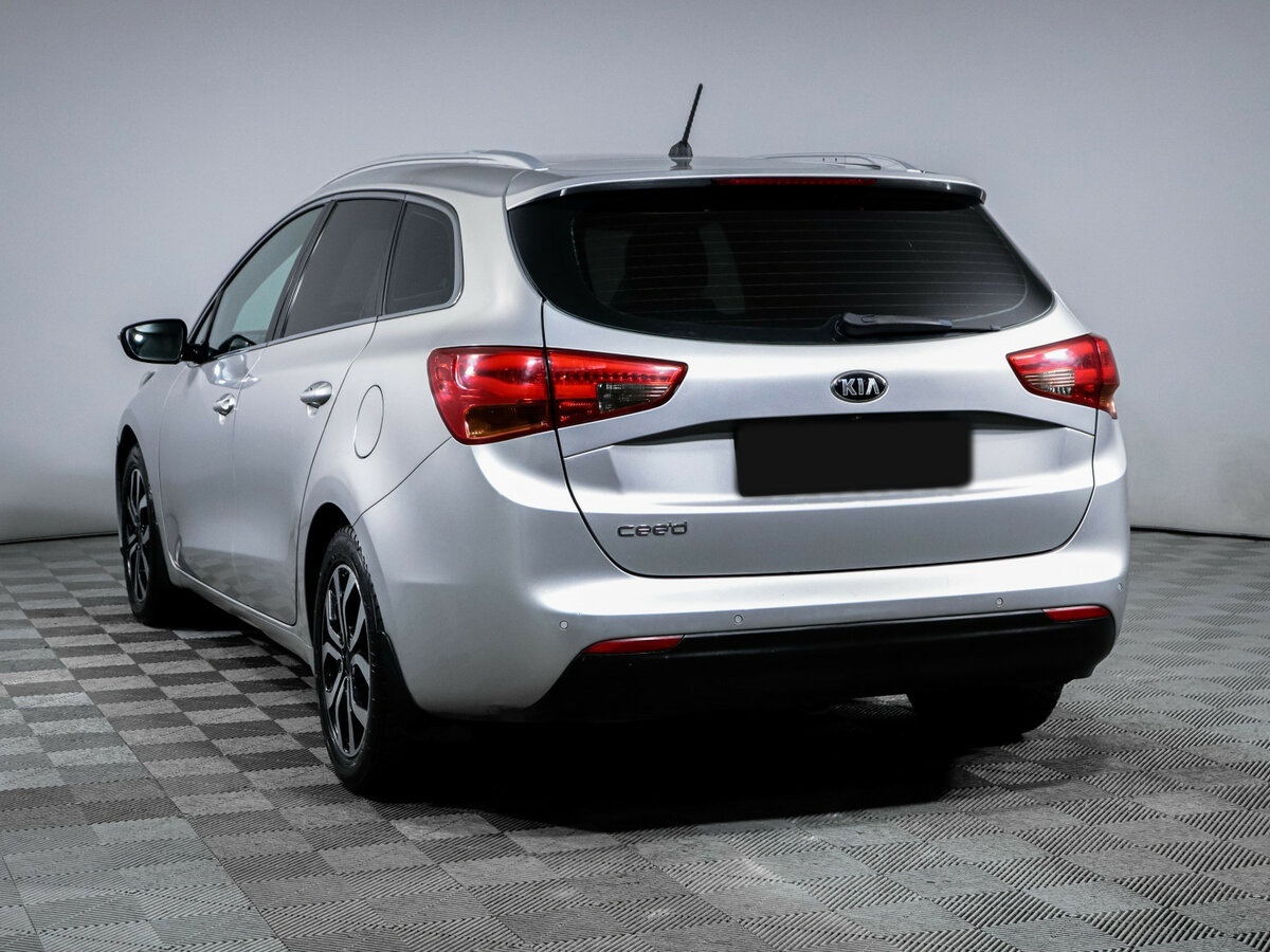 Купить Kia Ceed, 2014, 230 915 км.. Фото: #5
