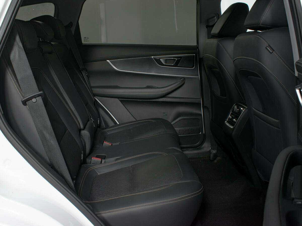 Купить Chery Tiggo 8, 2021, 25 808 км.. Фото: #9