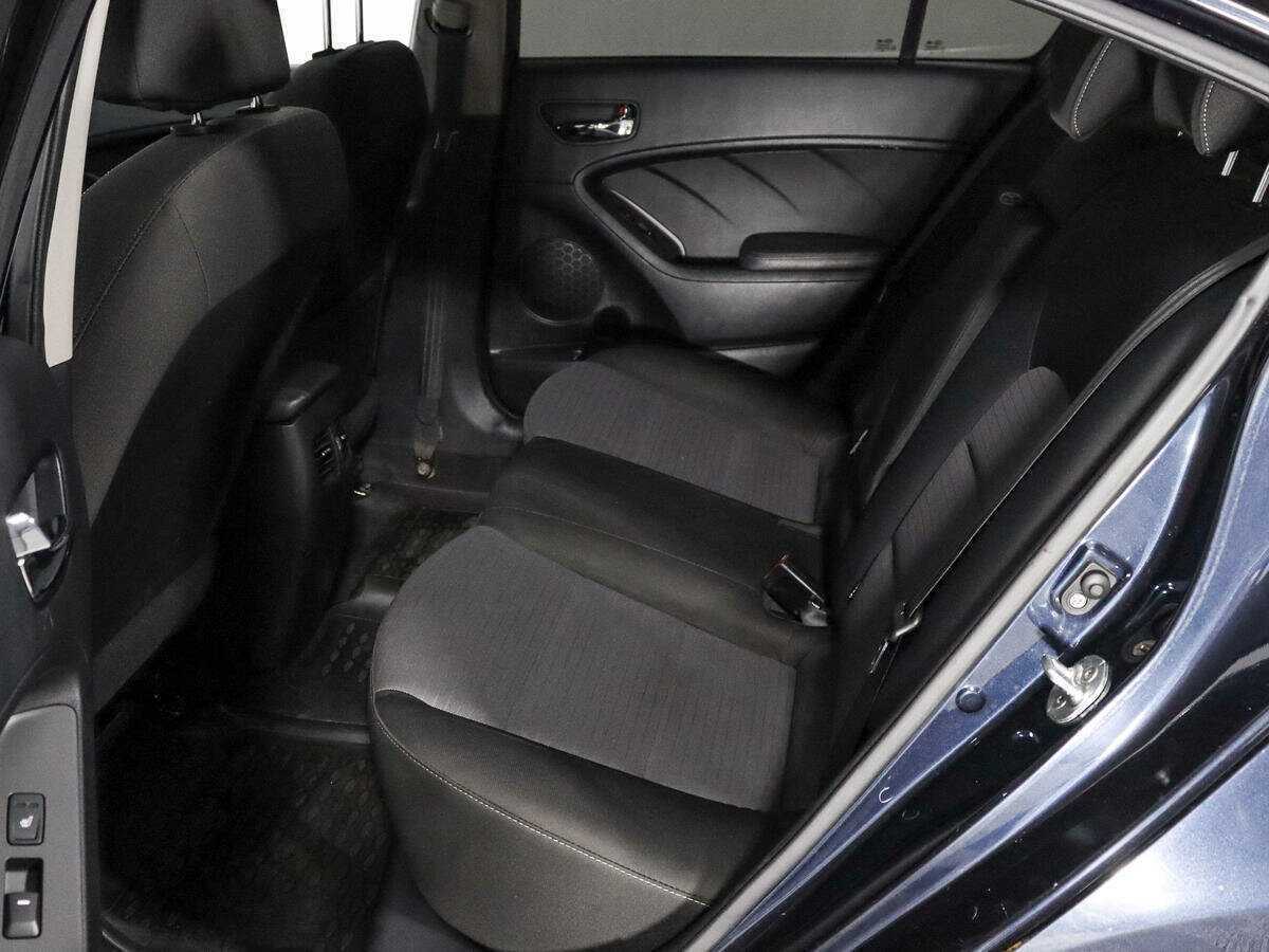 Купить Kia Cerato, 2018, 101 926 км.. Фото: #9