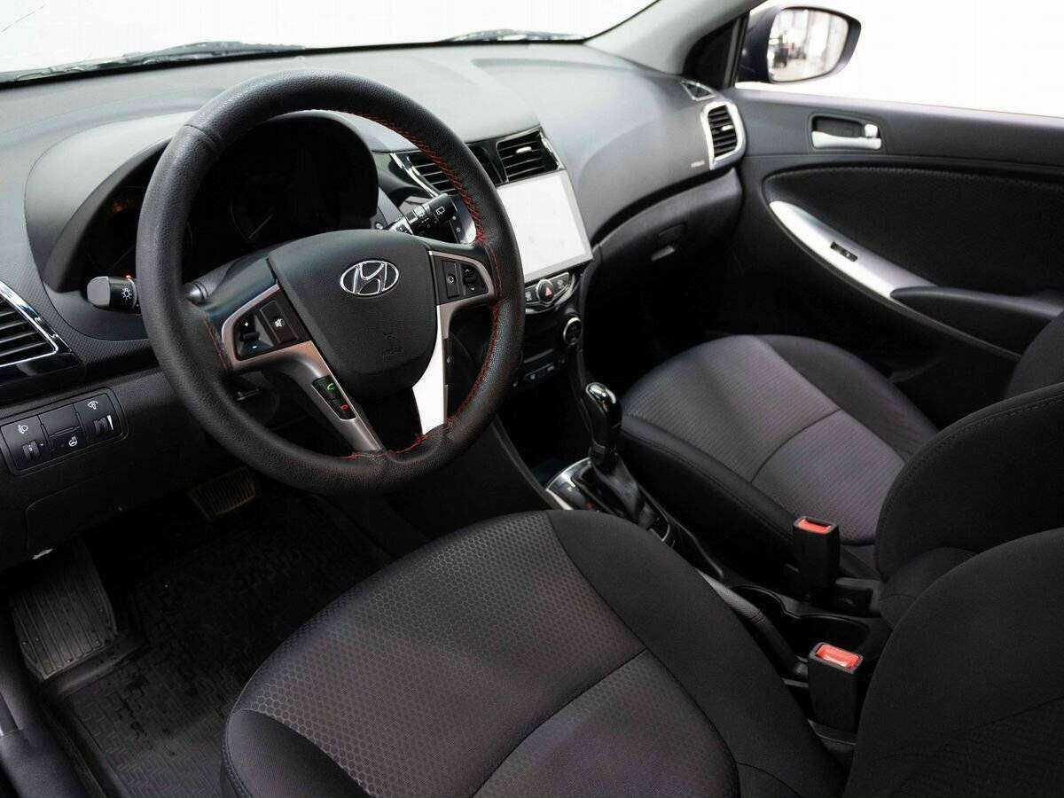 Купить Hyundai Solaris, 2016, 138 787 км.. Фото: #6