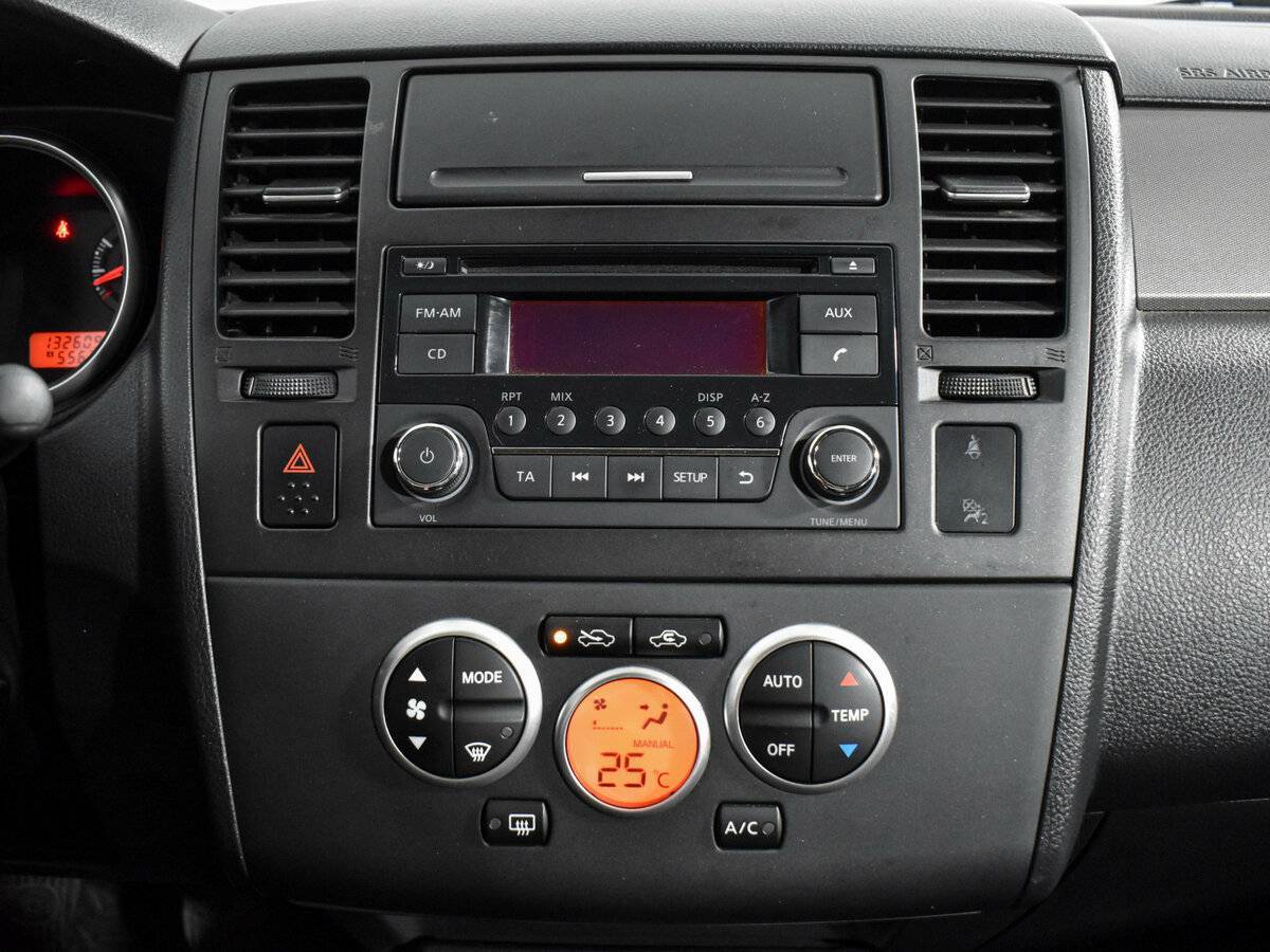 Купить Nissan Tiida, 2013, 132 608 км.. Фото: #13