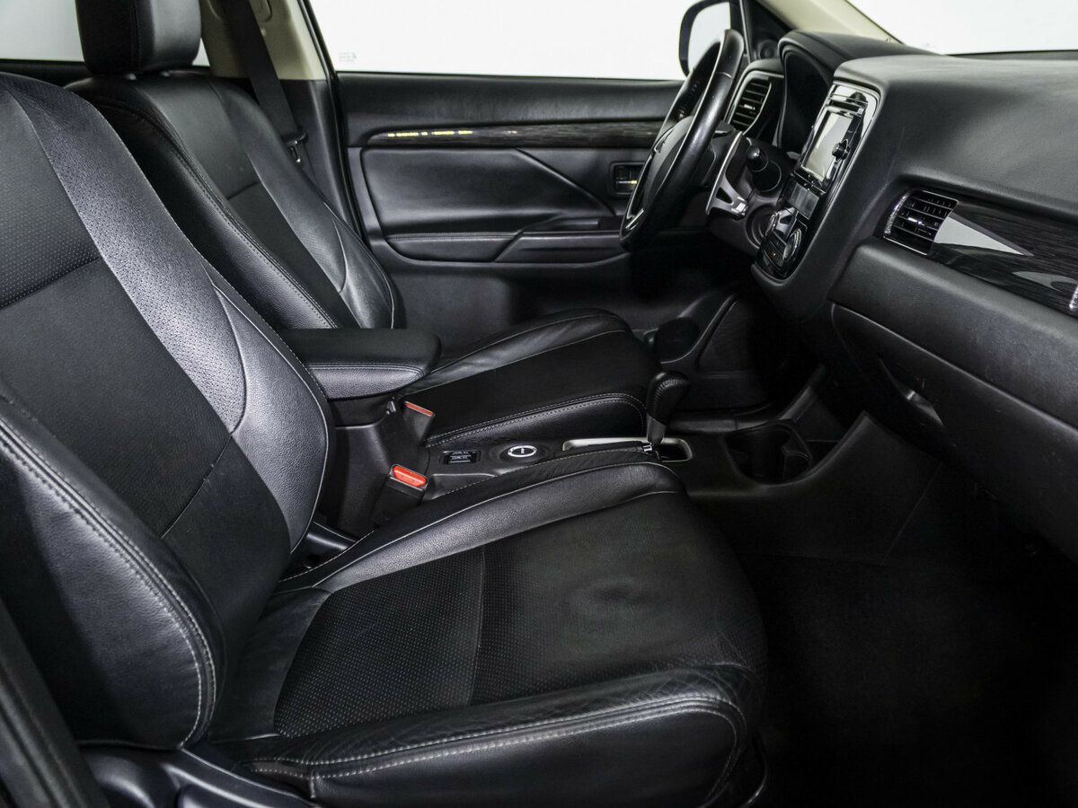 Купить Mitsubishi Outlander, 2015, 265 077 км.. Фото: #7