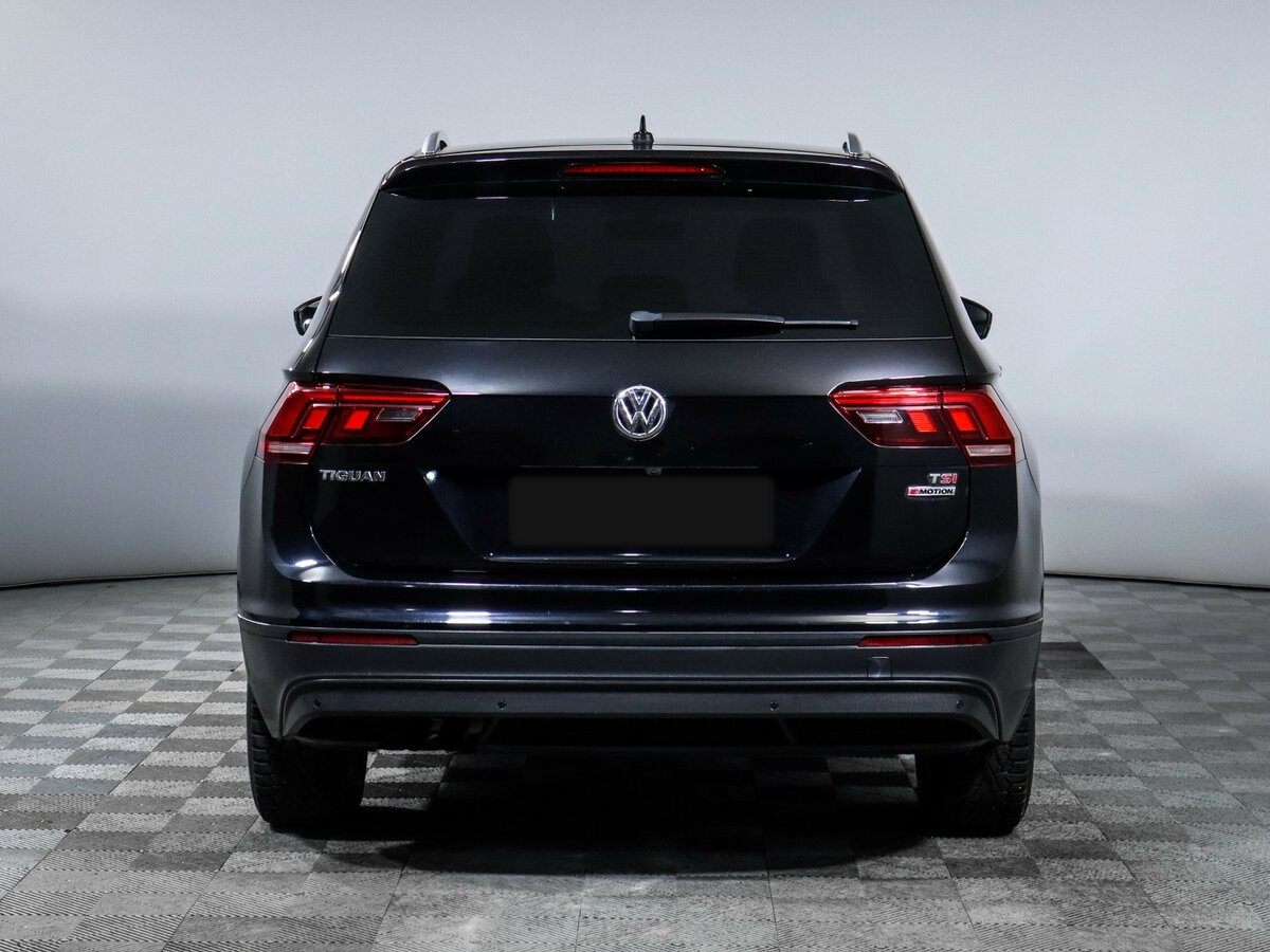 Купить Volkswagen Tiguan, 2018, 88 485 км.. Фото: #4
