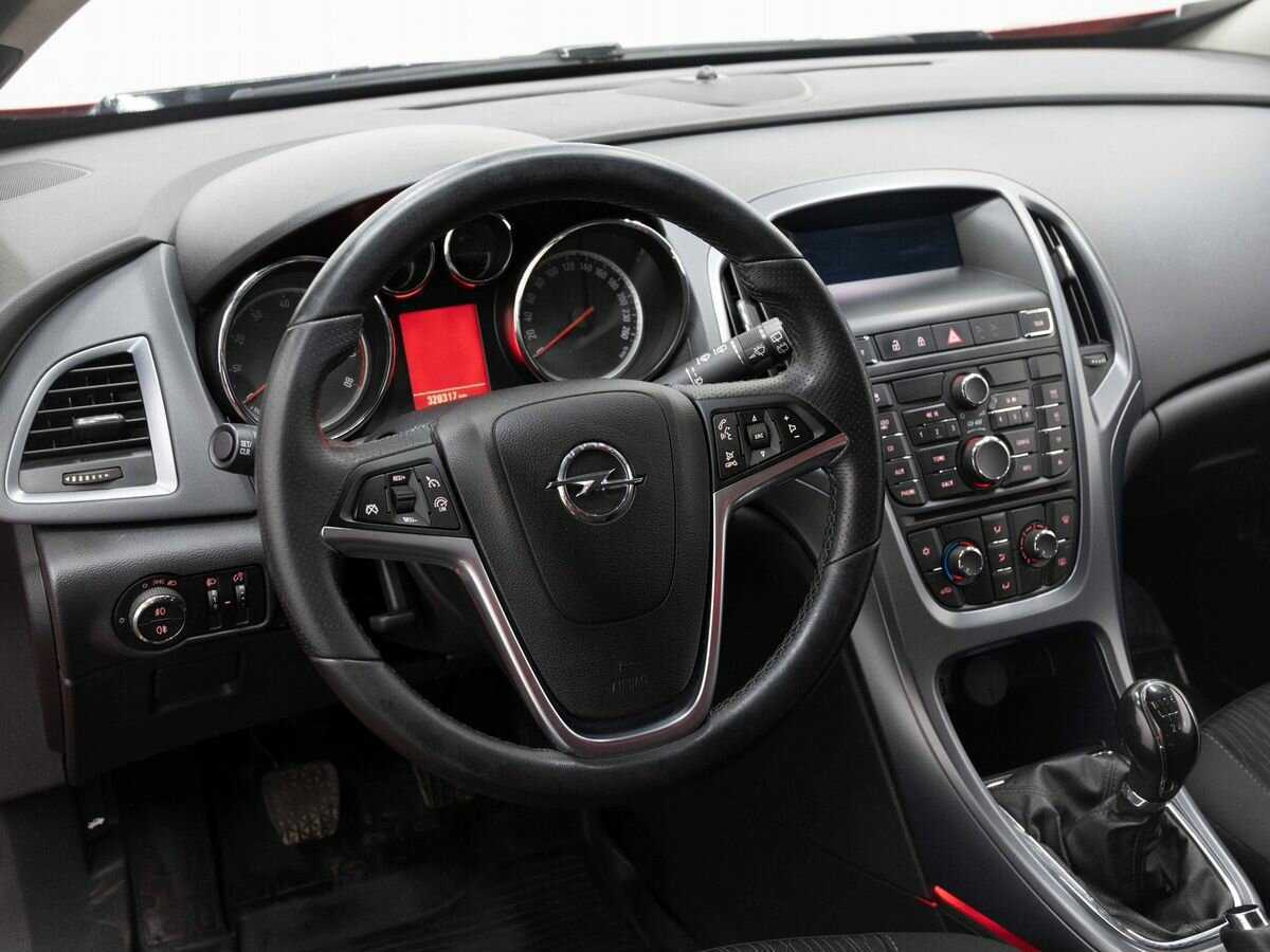 Купить Opel Astra, 2012, 320 317 км.. Фото: #13