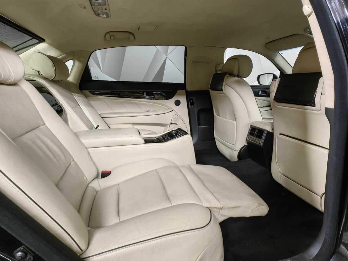 Купить Hyundai Equus, 2013, 100 744 км.. Фото: #11