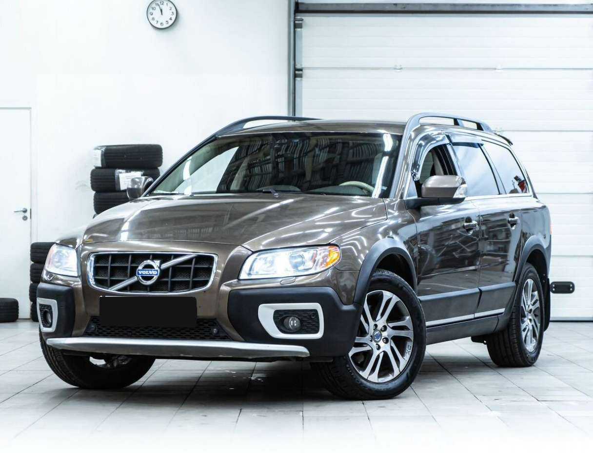 Купить Volvo XC70, 2012, 192 000 км.. Посмотреть фото