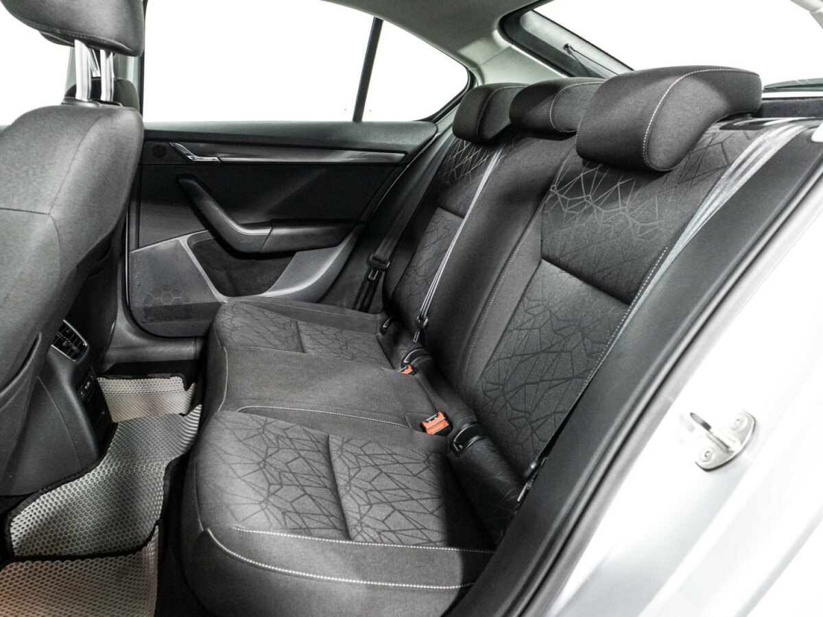 Купить Skoda Octavia, 2020, 109 899 км.. Фото: #9
