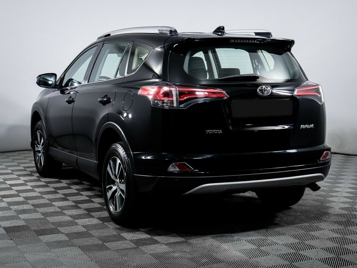 Купить Toyota RAV4, 2018, 88 353 км.. Фото: #6