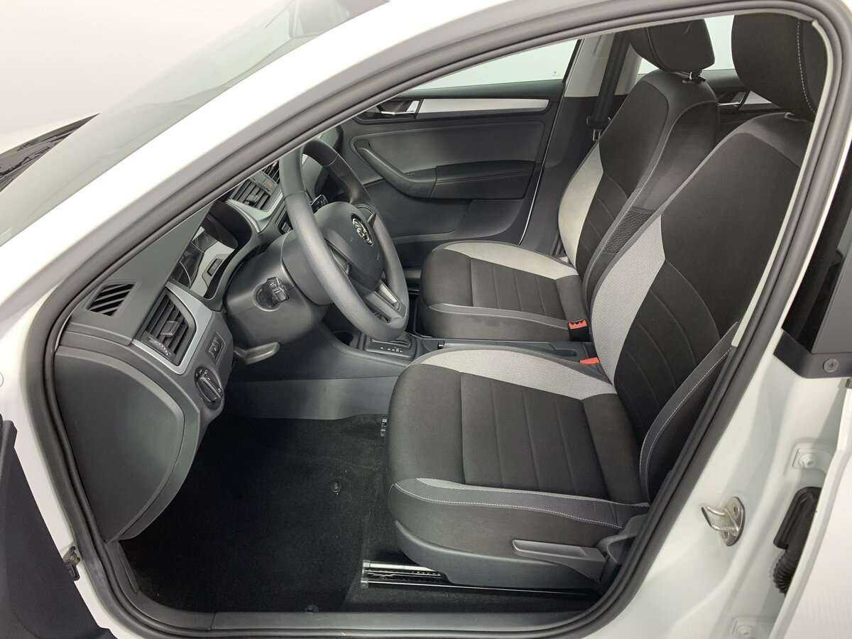 Купить Skoda Rapid, 2019, 56 901 км.. Фото: #13