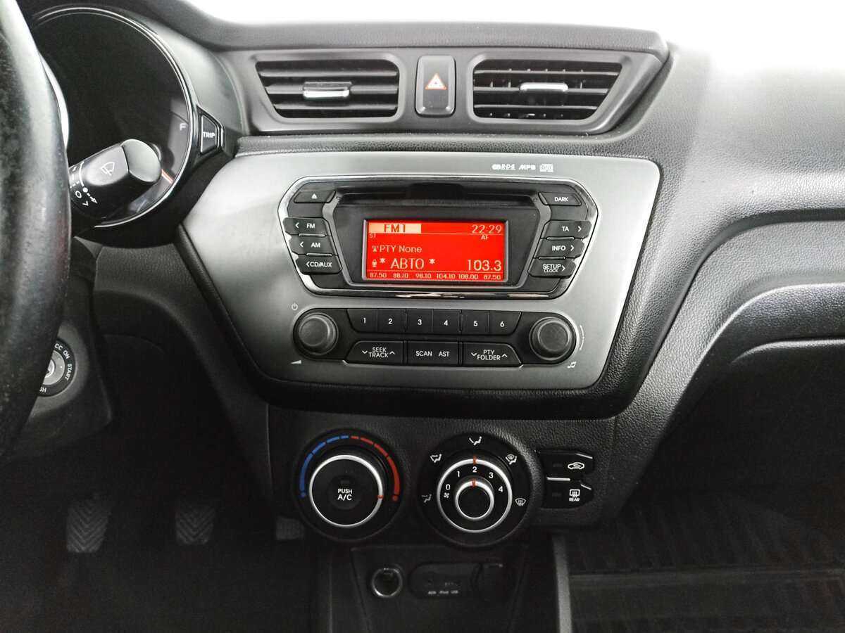 Купить Kia Rio, 2014, 189 716 км.. Фото: #14