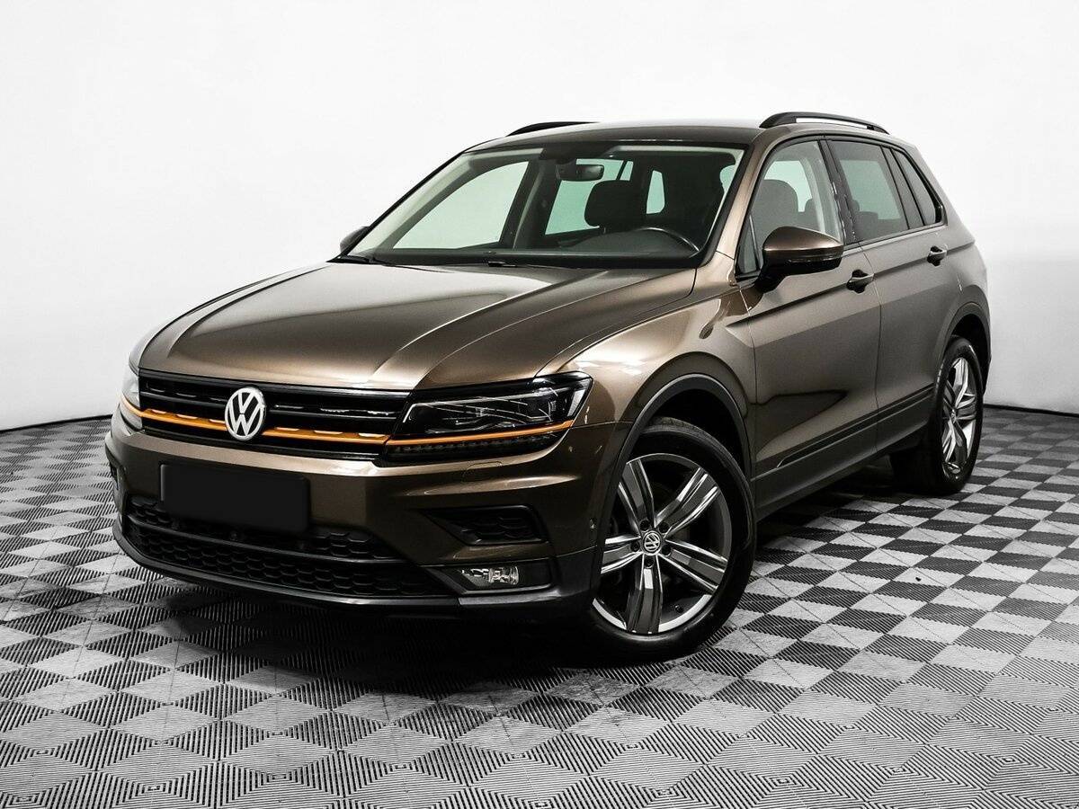 Купить Volkswagen Tiguan, 2017, 77 094 км.. Посмотреть фото