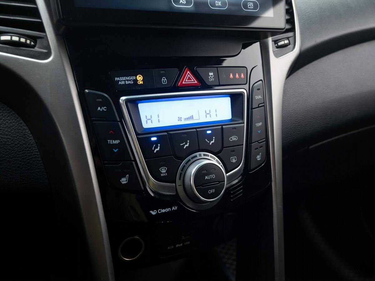 Купить Hyundai i30, 2013, 181 905 км.. Фото: #16