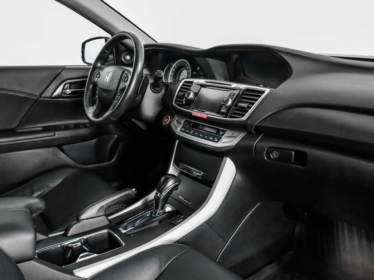 Купить Honda Accord, 2013, 188 714 км.. Фото: #10