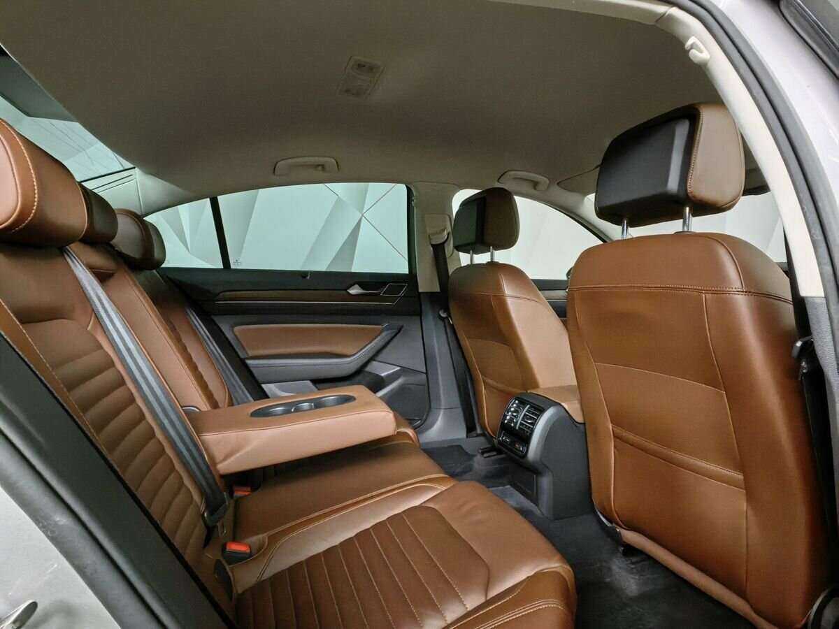 Купить Volkswagen Passat, 2017, 99 391 км.. Фото: #11