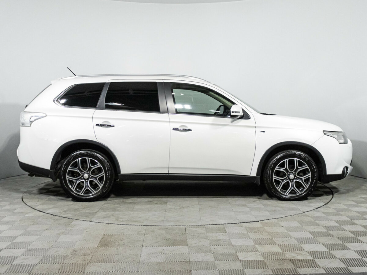 Купить Mitsubishi Outlander, 2014, 175 868 км.. Фото: #3