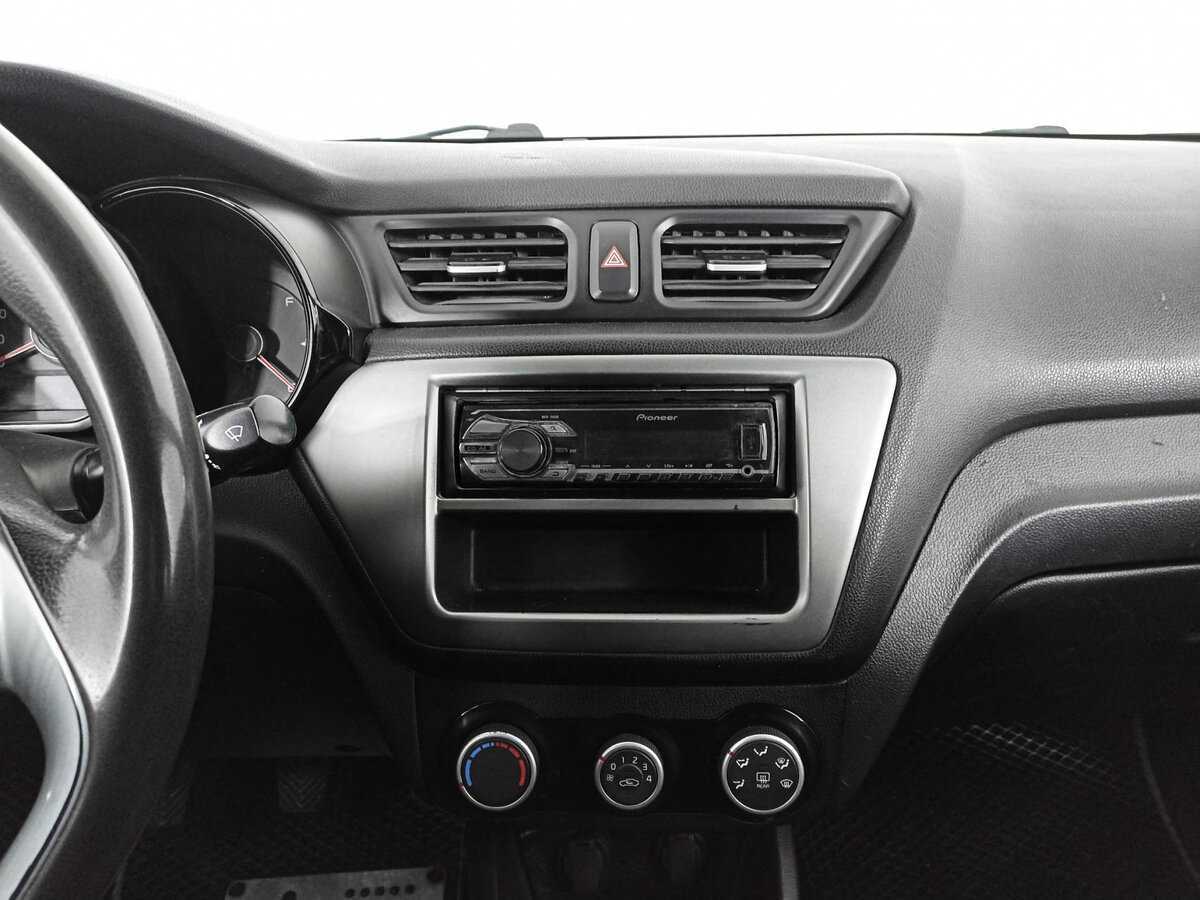 Купить Kia Rio, 2015, 158 499 км.. Фото: #12