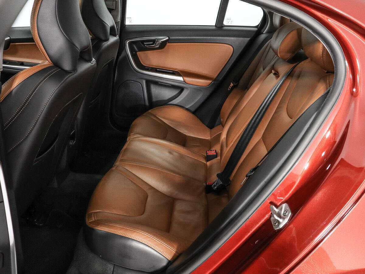 Купить Volvo S60, 2014, 121 289 км.. Фото: #9