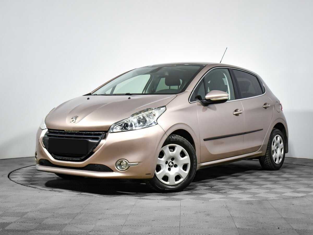 Купить Peugeot 208, 2014, 68 000 км.. Фото: #0