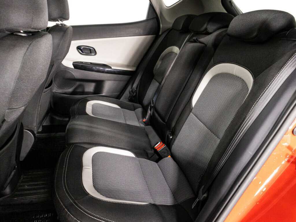 Купить Kia Ceed, 2015, 140 599 км.. Фото: #9