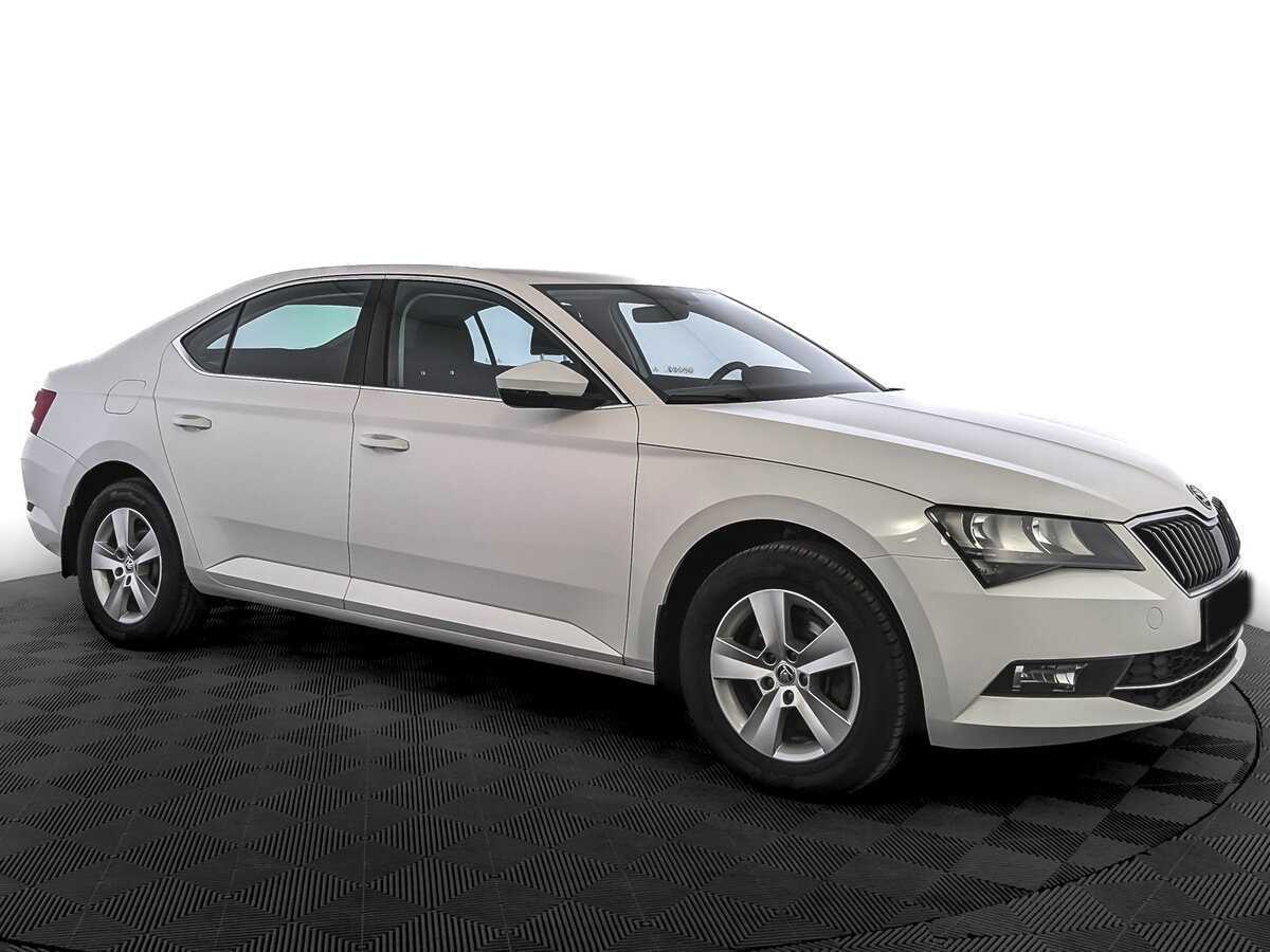 Купить Skoda Superb, 2017, 119 223 км.. Фото: #2