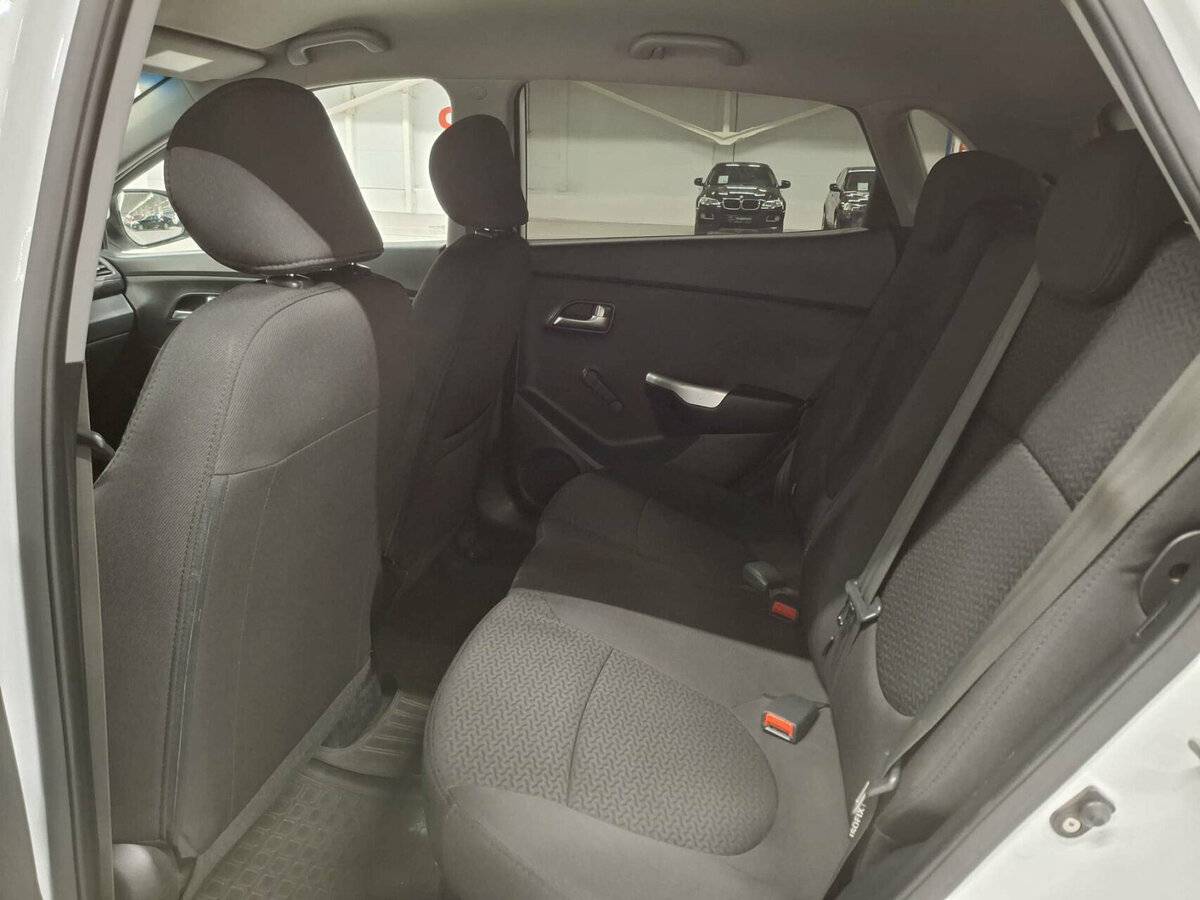 Купить Kia Rio, 2014, 161 116 км.. Фото: #11