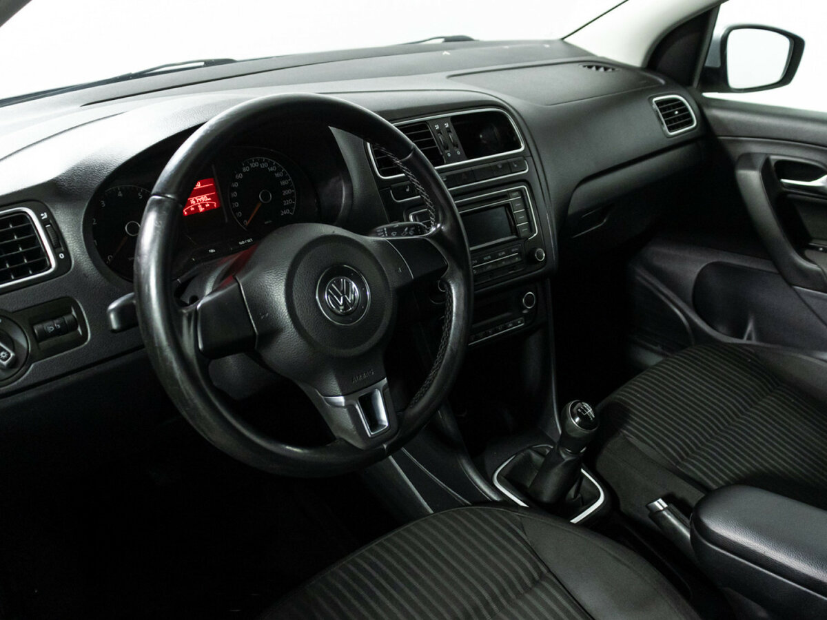 Купить Volkswagen Polo, 2013, 167 490 км.. Фото: #10