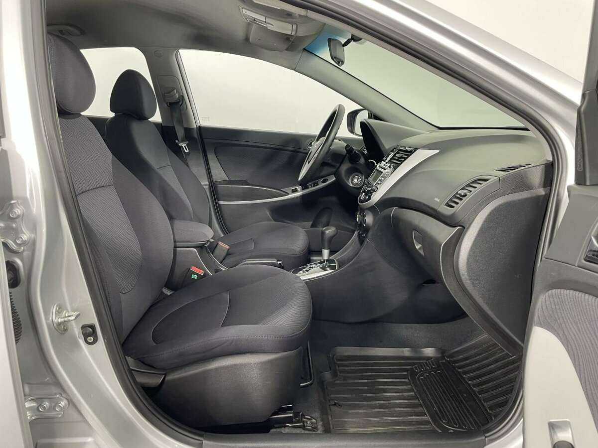 Купить Hyundai Solaris, 2012, 117 416 км.. Фото: #13