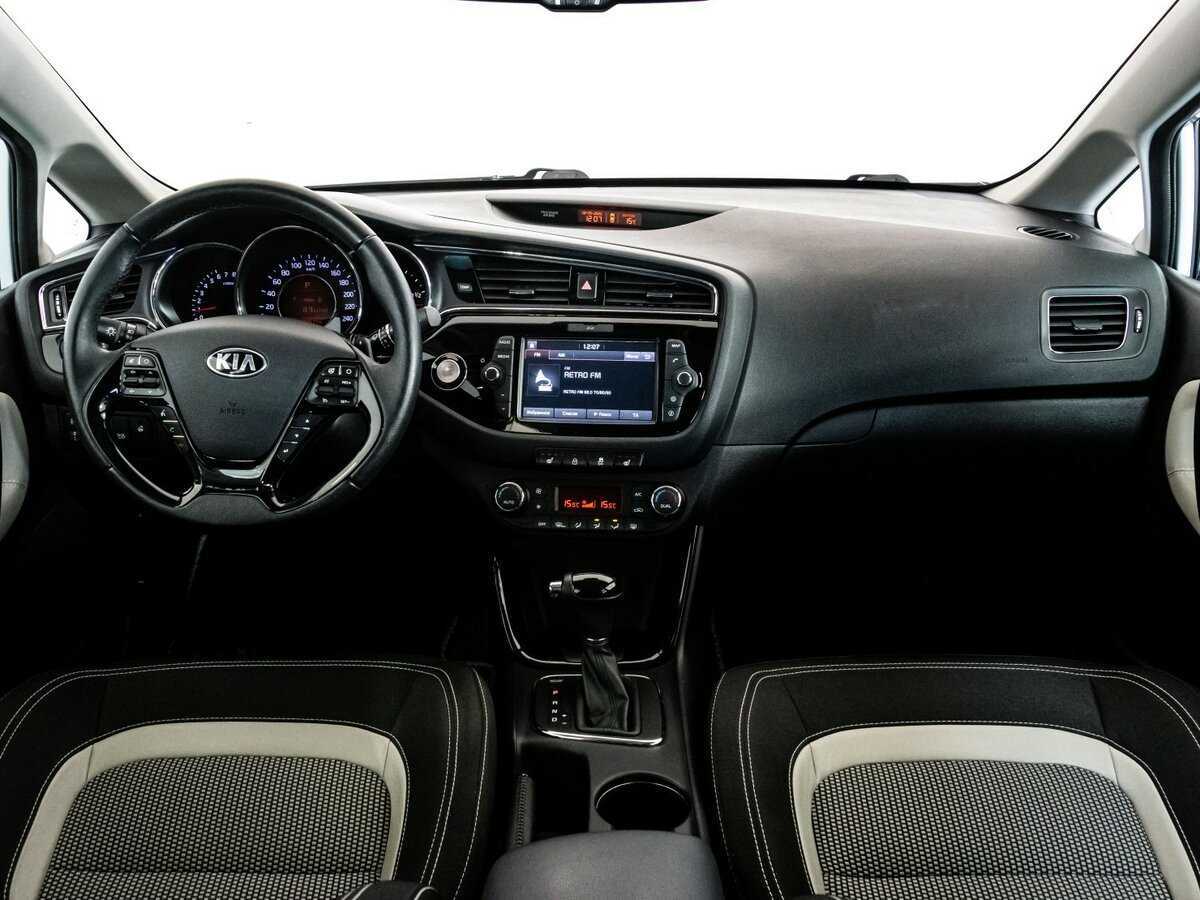 Купить Kia Ceed, 2017, 49 050 км.. Фото: #9