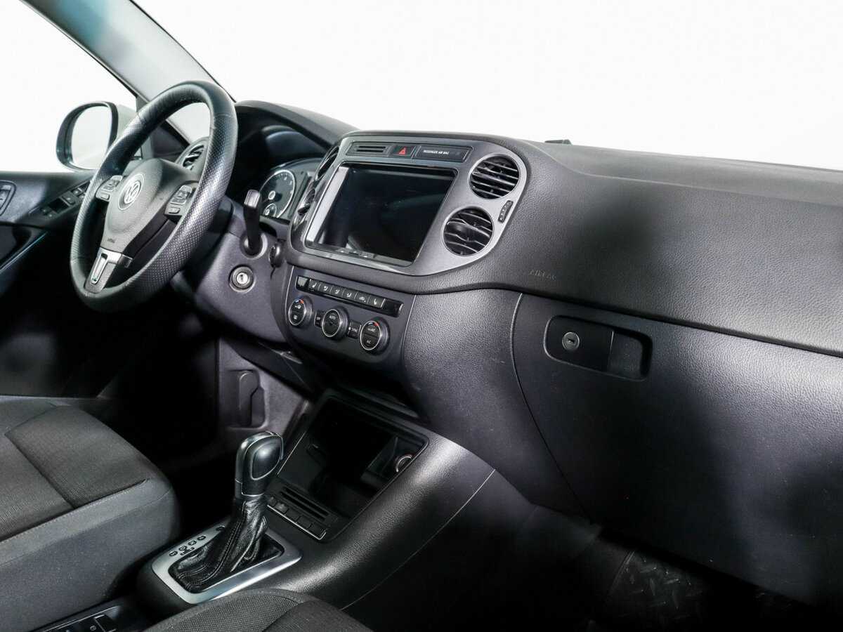 Купить Volkswagen Tiguan, 2015, 121 218 км.. Фото: #8