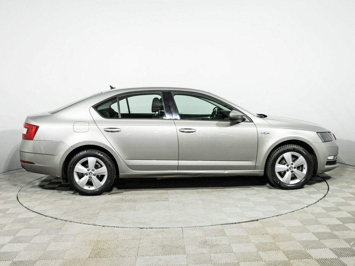 Купить Skoda Octavia, 2019, 85 075 км.. Фото: #3