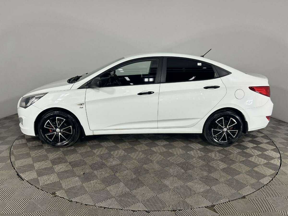 Купить Hyundai Solaris, 2015, 130 893 км.. Фото: #4