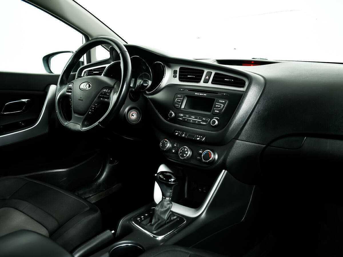 Купить Kia Ceed, 2013, 106 455 км.. Фото: #8