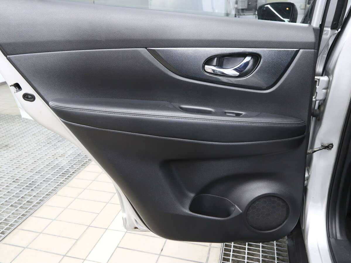 Купить Nissan X-Trail, 2015, 182 000 км.. Фото: #10