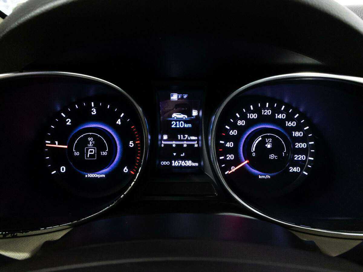 Купить Hyundai Santa Fe, 2012, 167 634 км.. Фото: #11