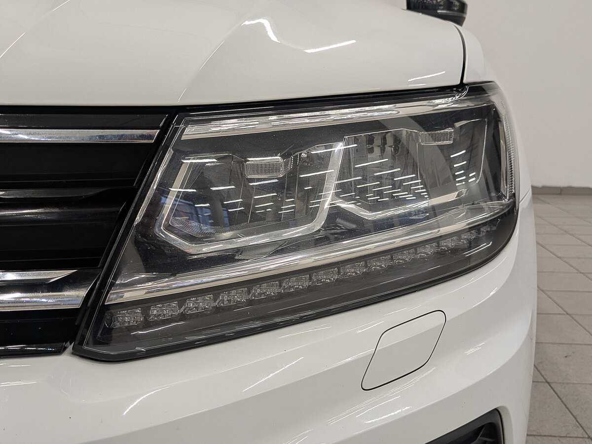 Купить Volkswagen Tiguan, 2020, 91 354 км.. Фото: #10