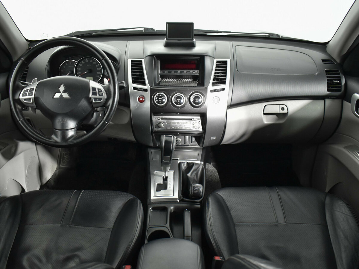 Купить Mitsubishi Pajero Sport, 2012, 203 582 км.. Фото: #10