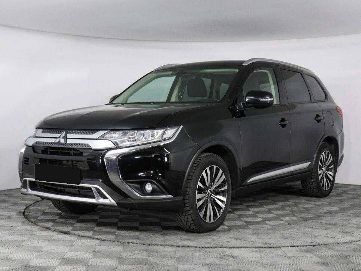 Купить Mitsubishi Outlander, 2018, 99 300 км.. Посмотреть фото