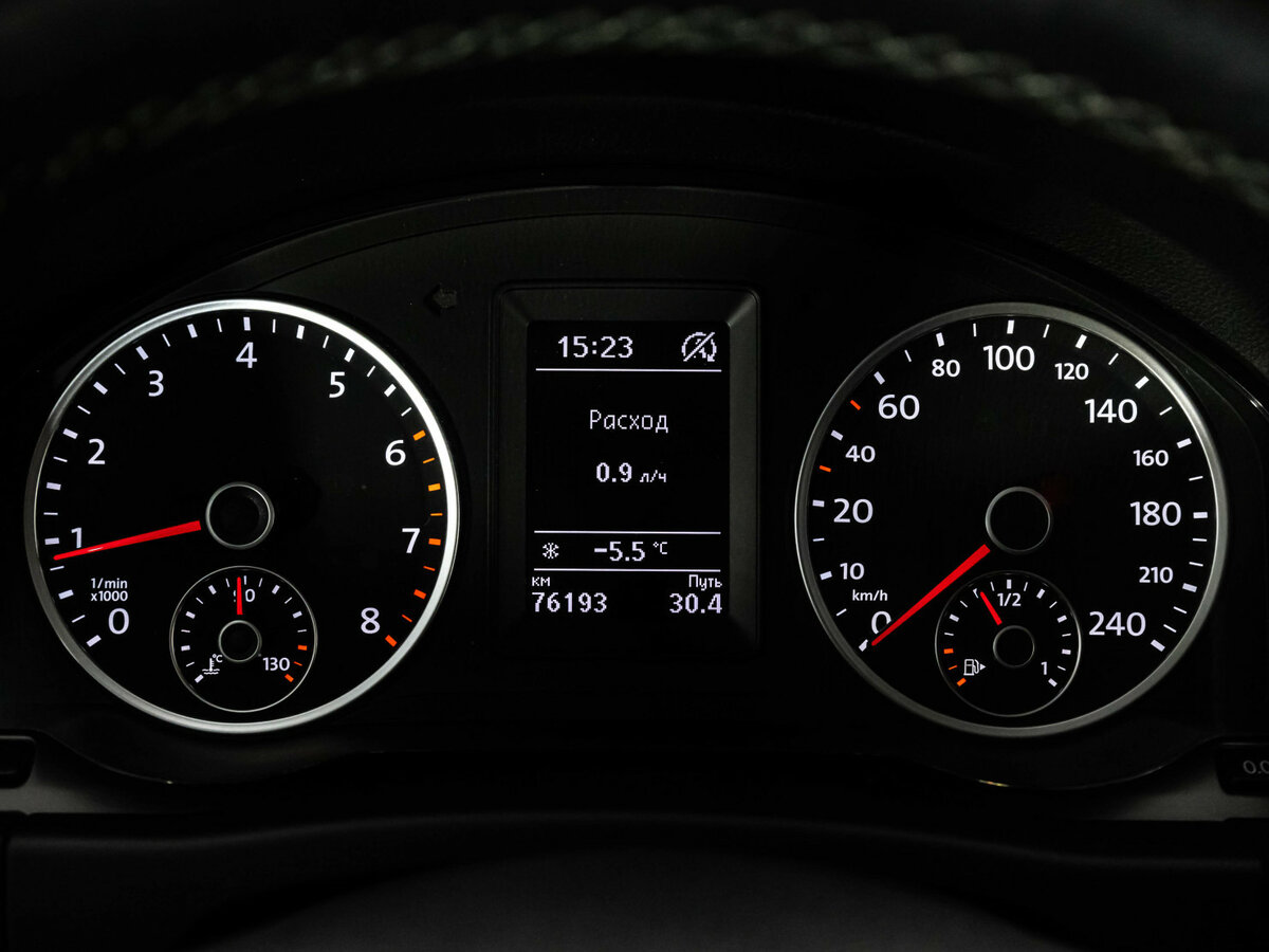 Купить Volkswagen Tiguan, 2014, 76 192 км.. Фото: #19