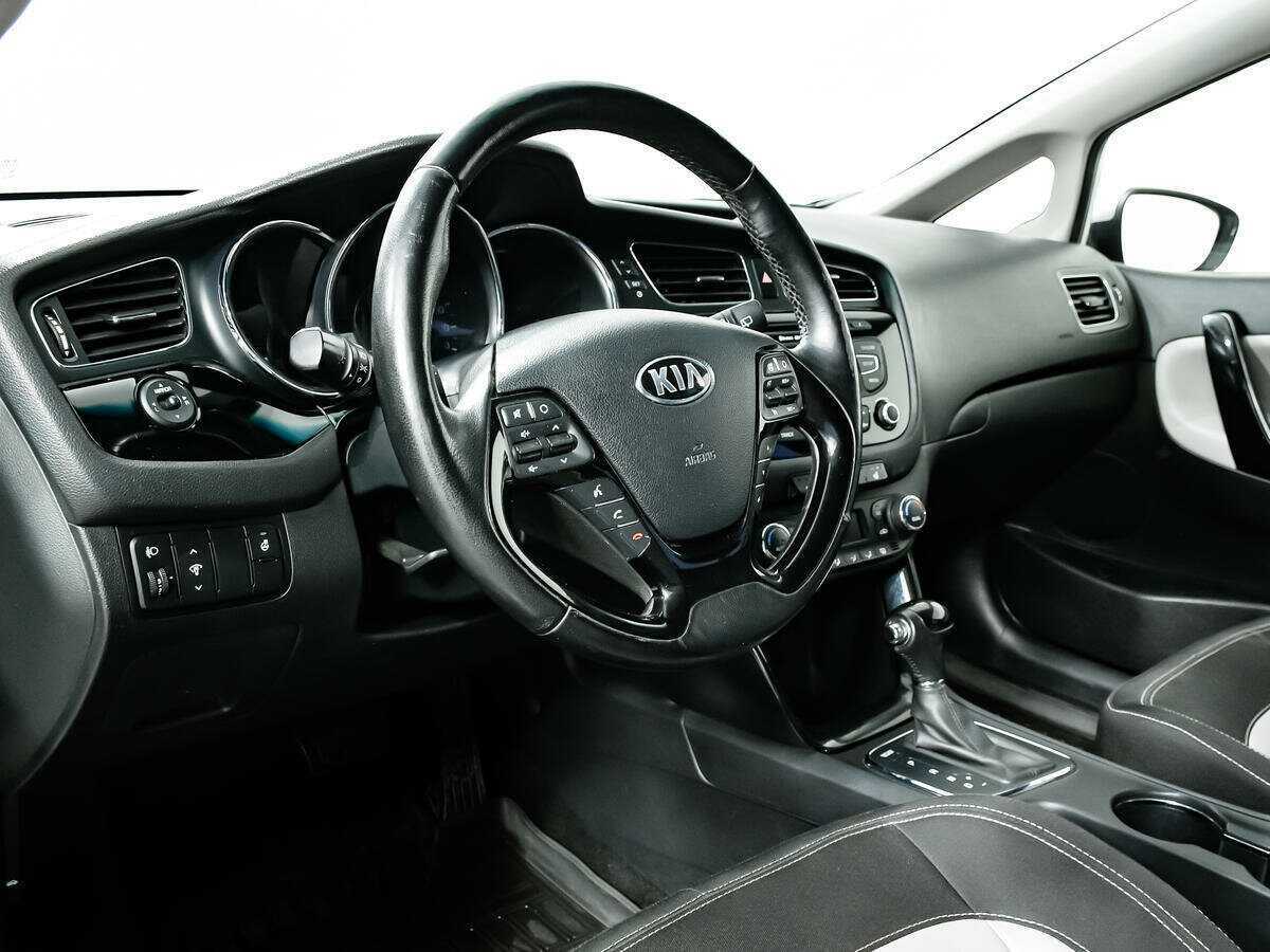 Купить Kia Ceed, 2012, 144 069 км.. Фото: #12