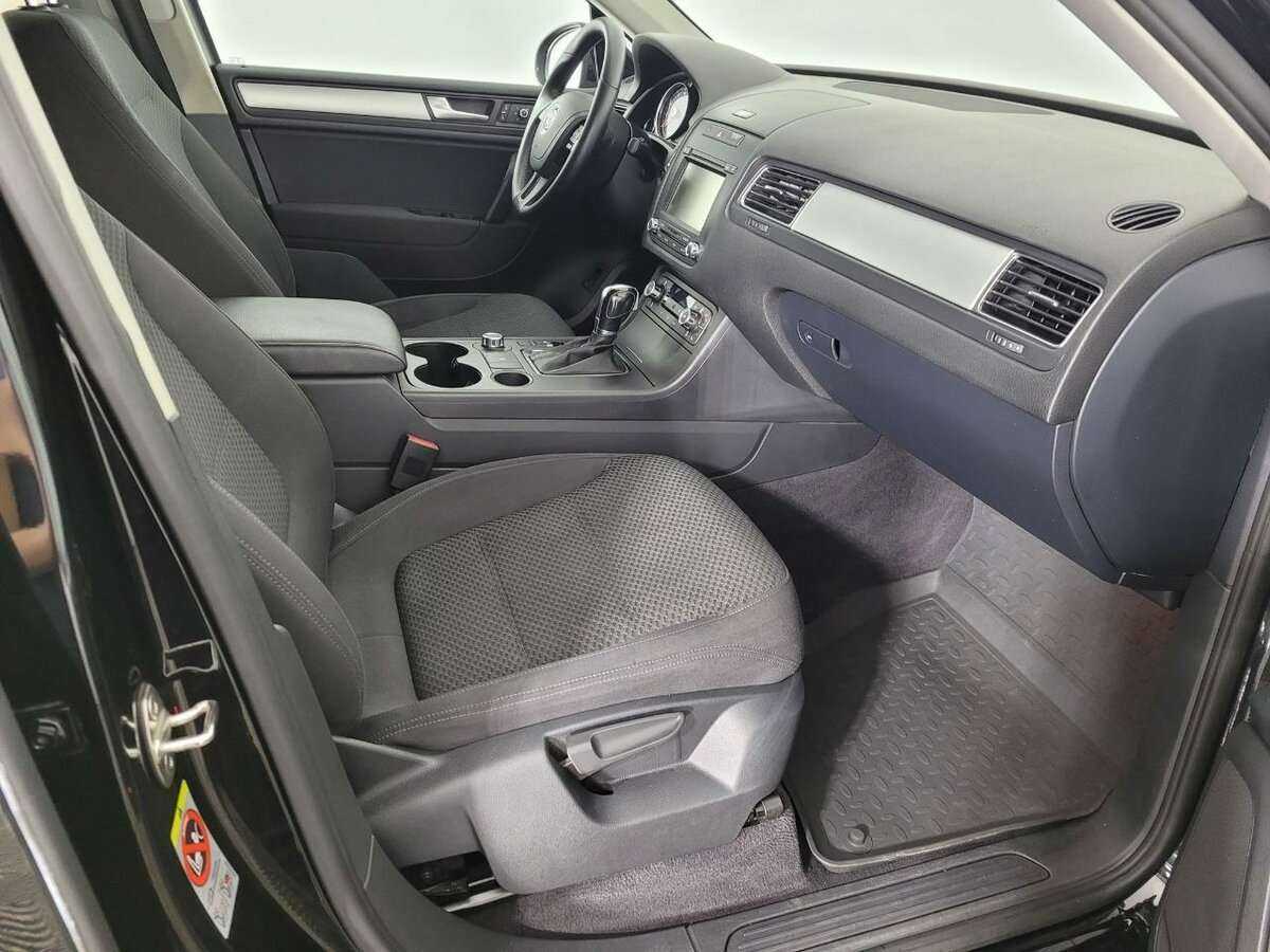 Купить Volkswagen Touareg, 2012, 281 555 км.. Фото: #13