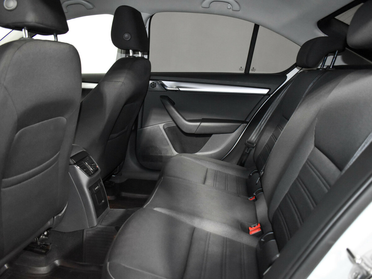 Купить Skoda Octavia, 2018, 148 364 км.. Фото: #8