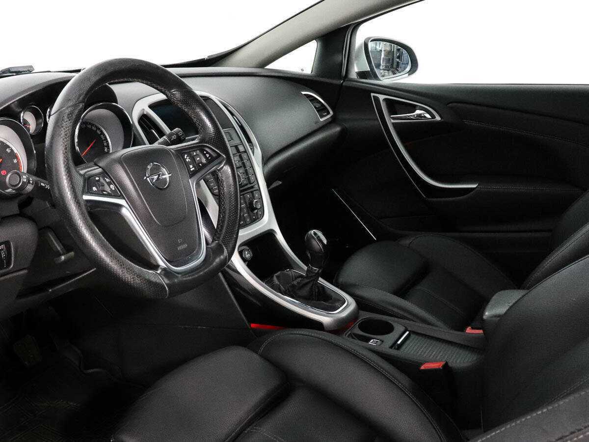 Купить Opel Astra, 2012, 252 065 км.. Фото: #9