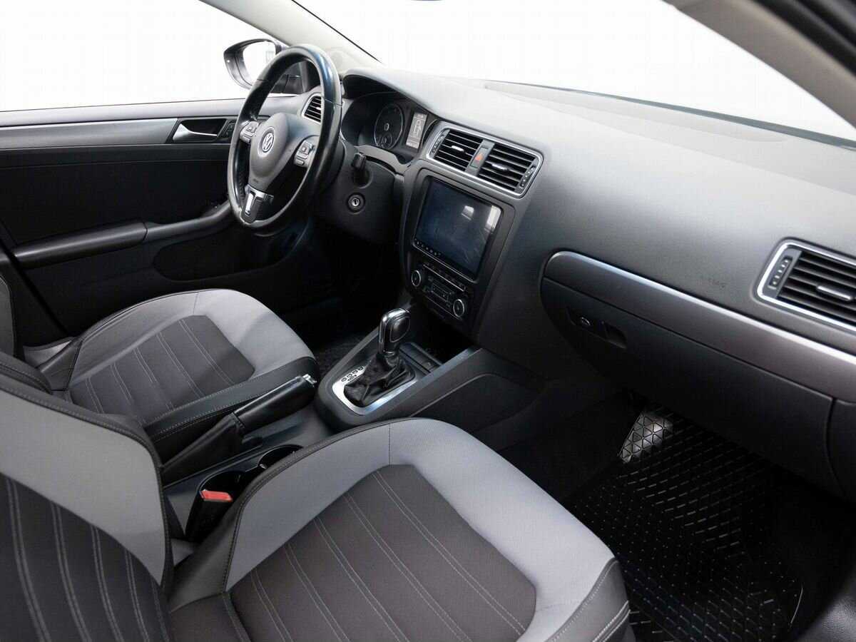 Купить Volkswagen Jetta, 2012, 200 216 км.. Фото: #10