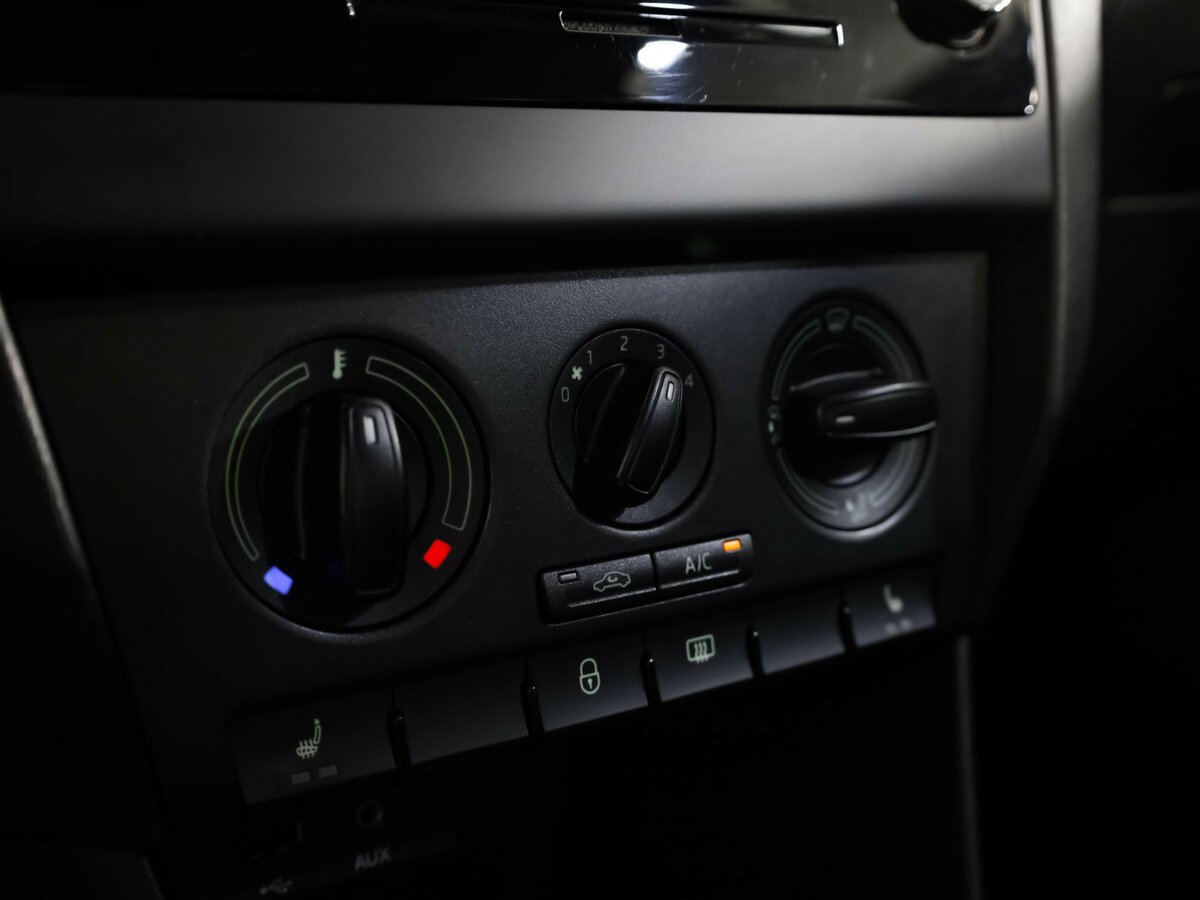 Купить Skoda Rapid, 2015, 56 253 км.. Фото: #12