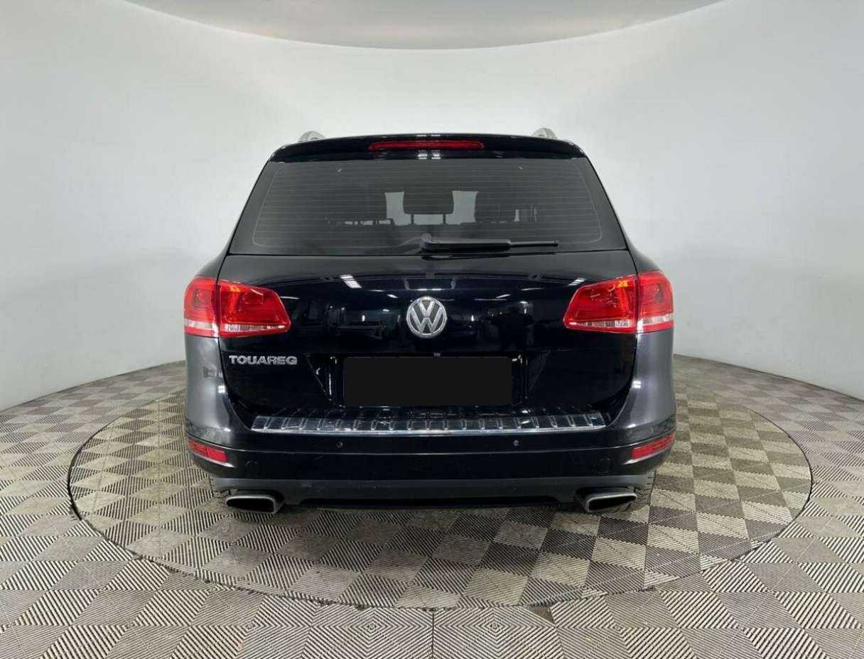 Купить Volkswagen Touareg, 2012, 216 981 км.. Фото: #2