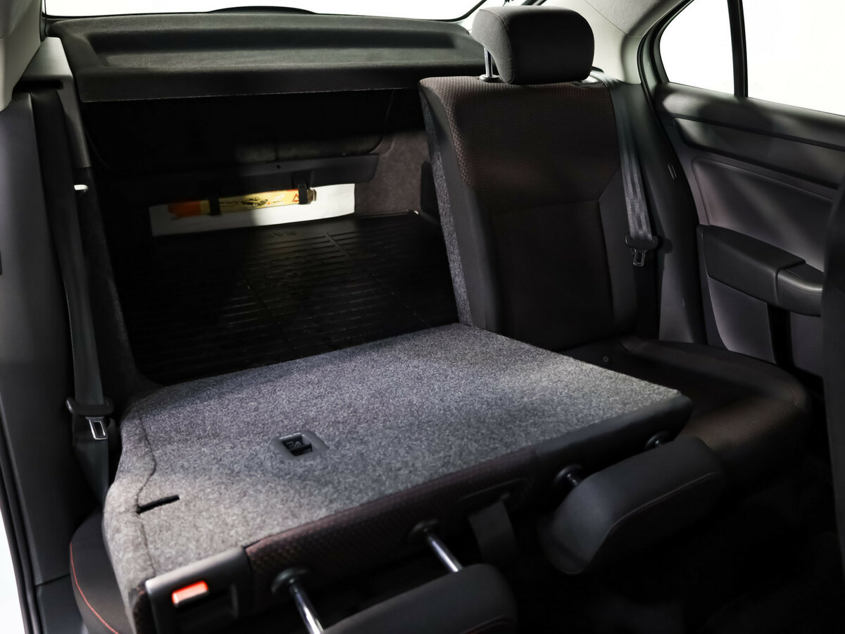 Купить Skoda Rapid, 2015, 56 253 км.. Фото: #16