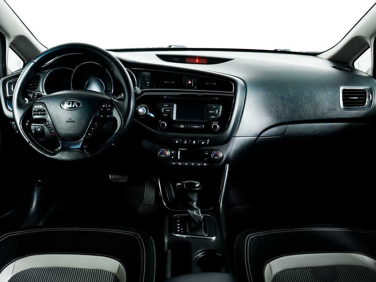 Купить Kia Ceed, 2015, 87 869 км.. Фото: #10