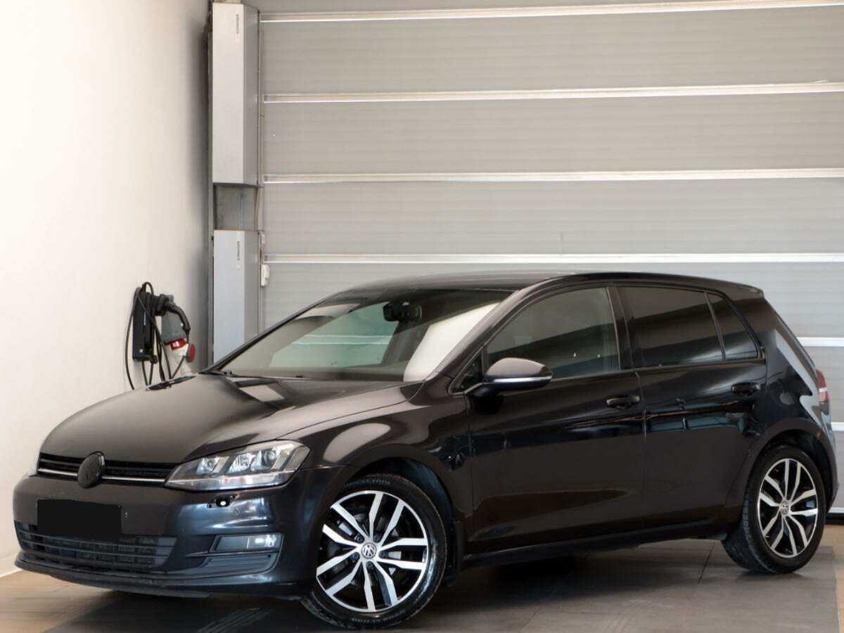 Купить Volkswagen Golf, 2013, 179 867 км.. Посмотреть фото