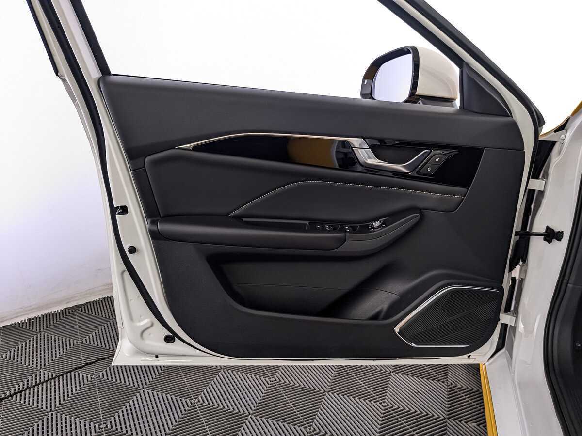 Купить FAW Bestune B70, 2023, 27 301 км.. Фото: #17