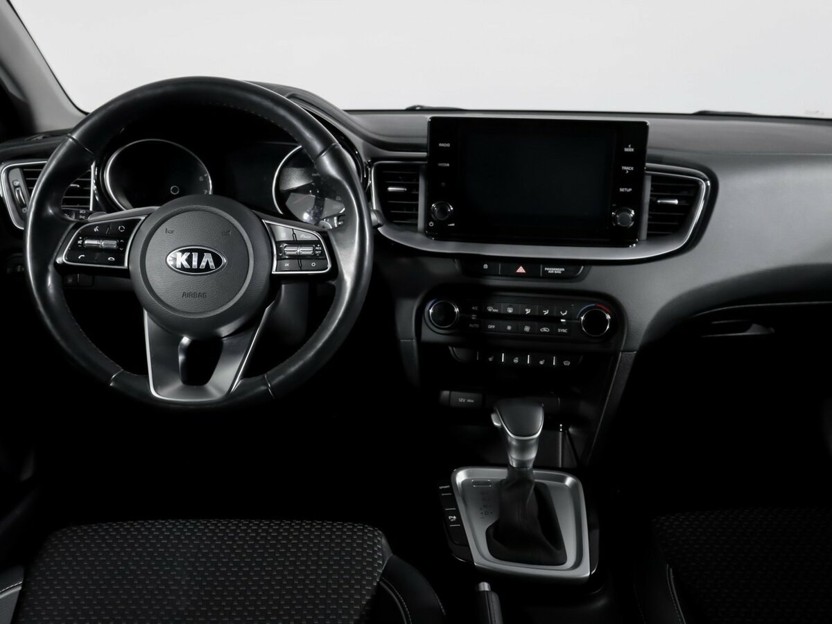 Купить Kia Ceed, 2020, 68 800 км.. Фото: #9